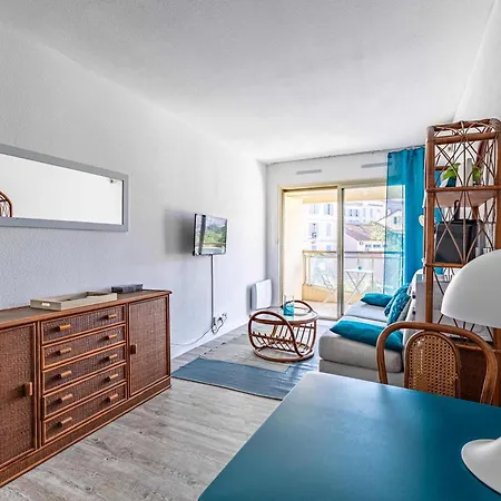 L'ilot Avec Balcon, Mignon Et Charmant, Un Havre De Paix Au Coeur Du Centre-ville Cannes