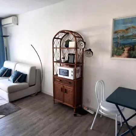 Apartamento L'ilot Avec Balcon, Mignon Et Charmant, Un Havre De Paix Au Coeur Du Centre-ville Cannes