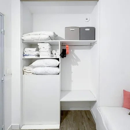 Appartement Deux Pièces En Plein Centre *